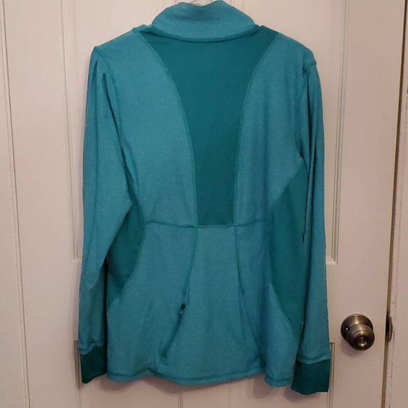 Champion Athletic Pullover - Picture 3 of 4